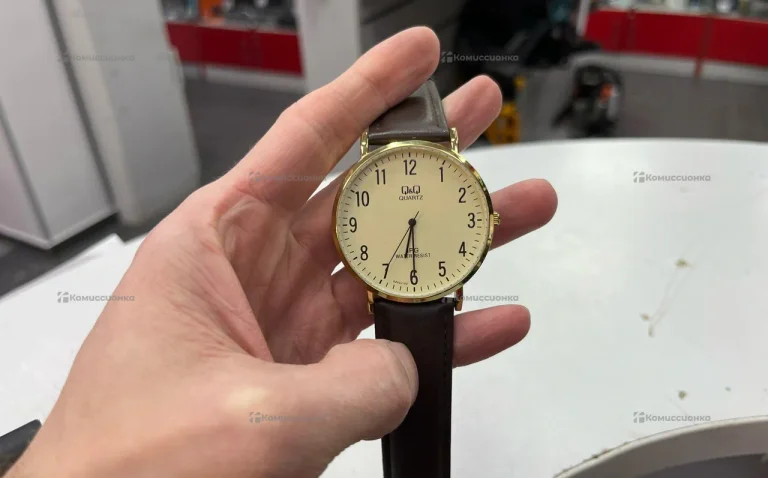 Часы  Q&Q Water Resist