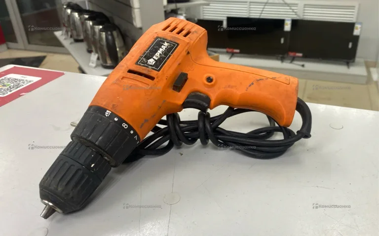 Дрель-шуруповерт Ермак ДШЭ-300