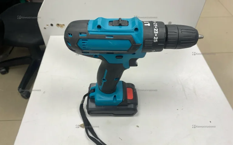 Шуруповерт  noname