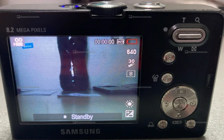 Фотоаппарат  Samsung M100