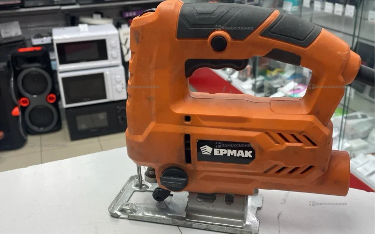 Электрический лобзик 646-058 ЛЭ-570/Б