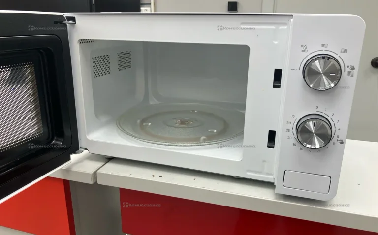Микроволновая печь  Gorenie