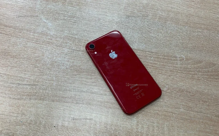 Apple iPhone XR 3/64 ГБ