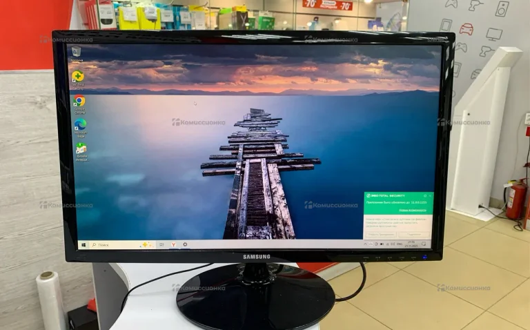 Монитор Samsung LS24D300HSI