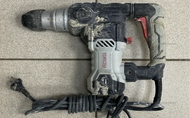 Перфоратор Ресанта П-32-1400КВ