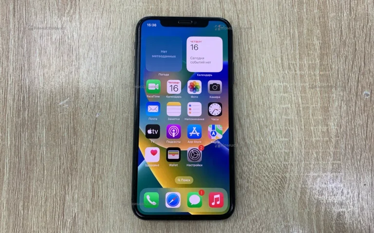Apple iPhone X 3/256 ГБ