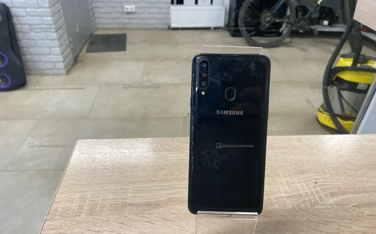 Samsung Galaxy A20s 3/32 ГБ