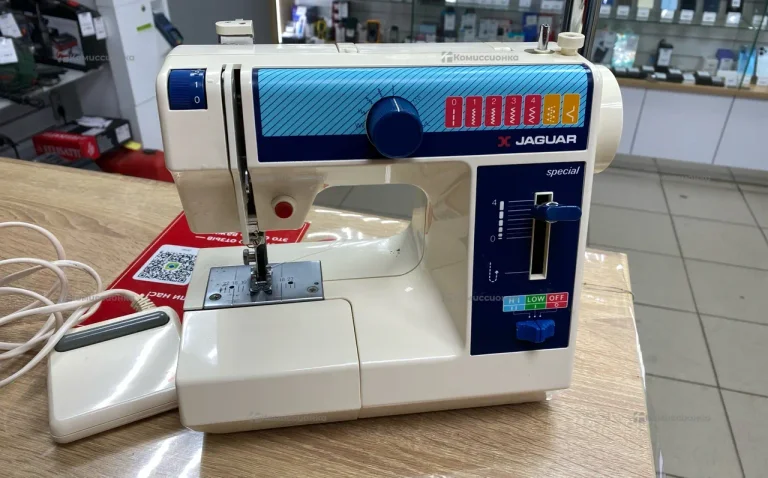 Швейная машина  Jaguar 281