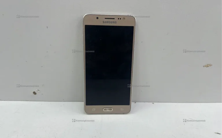 Samsung Galaxy J5 (2016) 2/16 ГБ