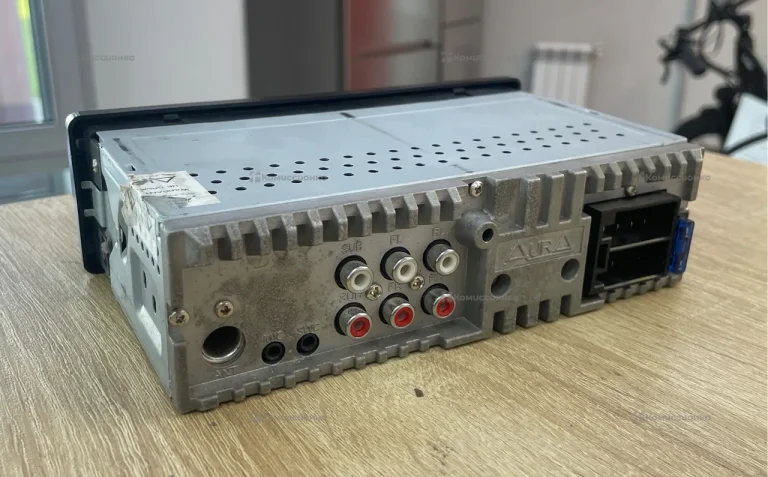 Автомагнитола  AURA AMH-78DSP