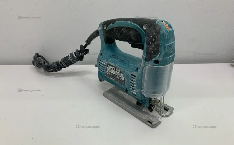 Электролобзик makita 4329