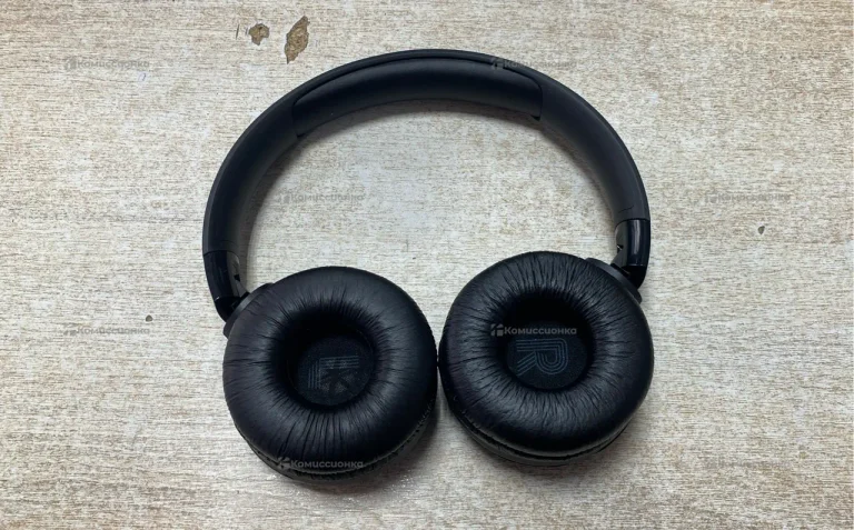 Наушники JBL 520BT