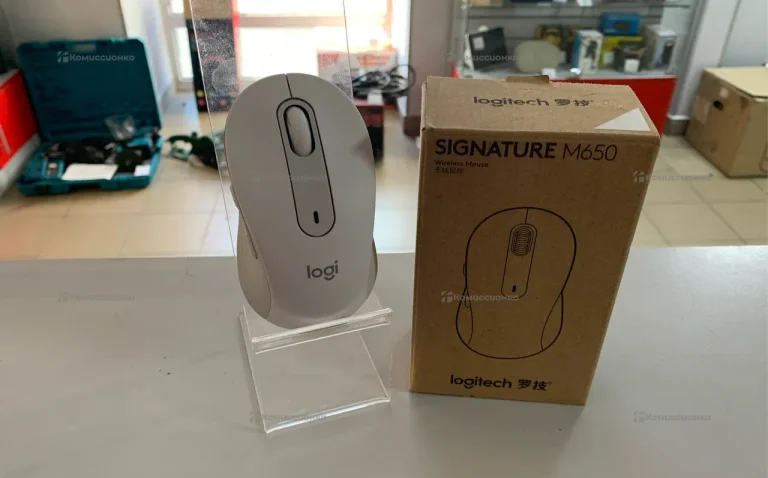Logitech m650