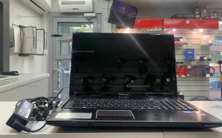 Ноутбук  Lenovo Celeron 2/4 ddr3 4GB 500gb