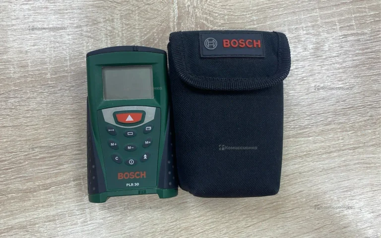 Лазерный дальномер Bosch PLR 30 C