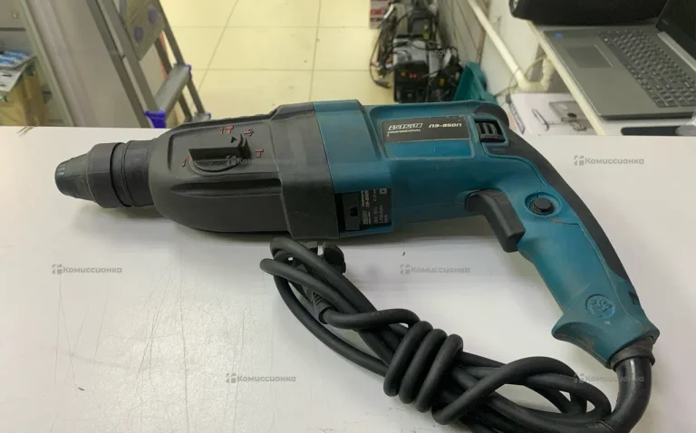 Перфоратор Варяг ПЭ-950П