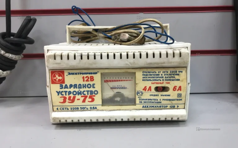 Автомобильное зарядное устройство ЗУ-75