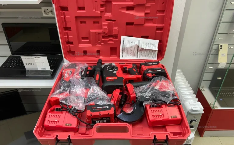 набор инструментов Milwaukee 4 в 1