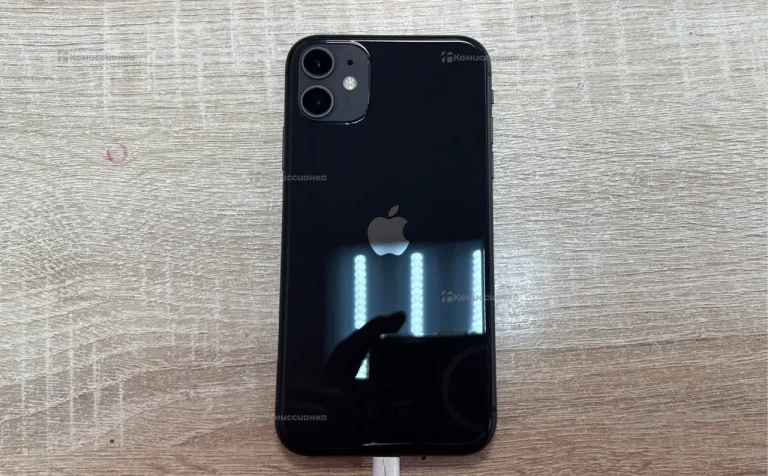 Apple iPhone 11 4/128 ГБ
