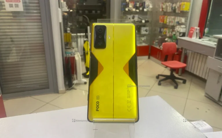 Xiaomi Poco F4 GT 12/256 ГБ