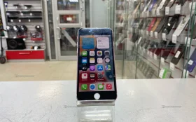 Apple iPhone 7 2/32 ГБ