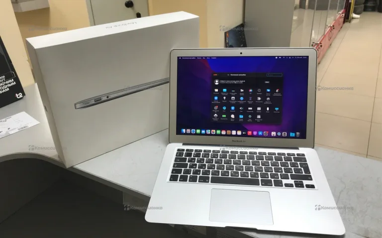 Ноутбук Apple MacBook A1466