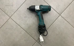 Гайковерт Makita TW0200