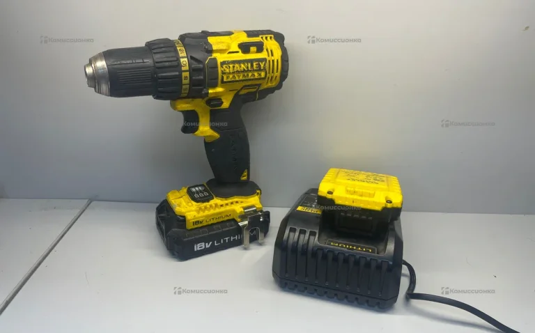 Дрель-шуруповерт STANLEY FMC600D2