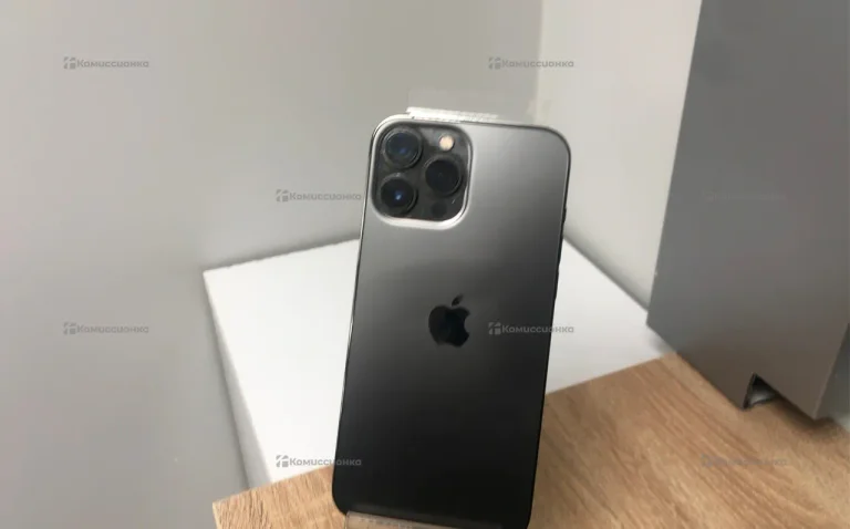 Apple iPhone 13 4/128 ГБ