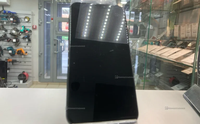 Apple iPhone X 3/64 ГБ