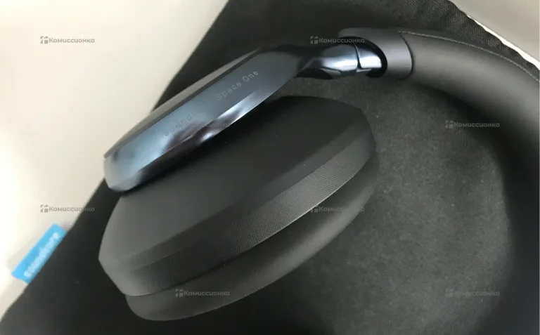 Наушники  Anker Soundcore Space One