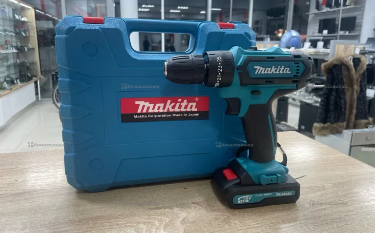 Дрель-шуруповерт Makita 21V