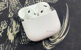 Наушники AirPods 4