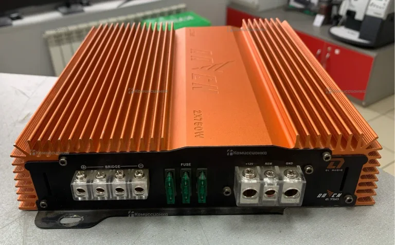 Усилитель  Raven 2.750