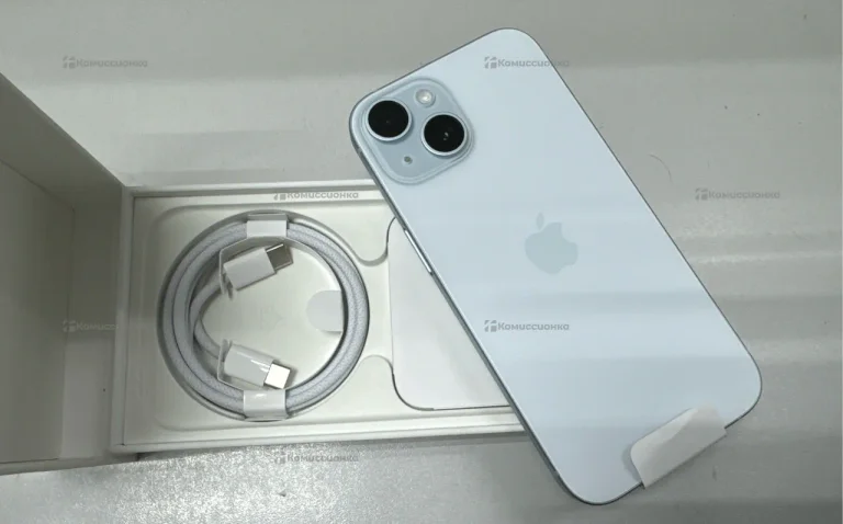 Apple iPhone 15 6/128 ГБ
