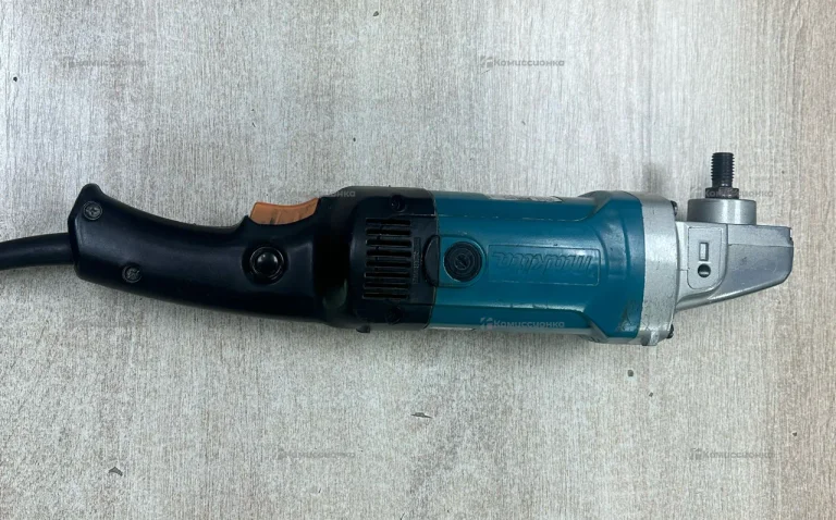 Полировальная машина makita 9227CB