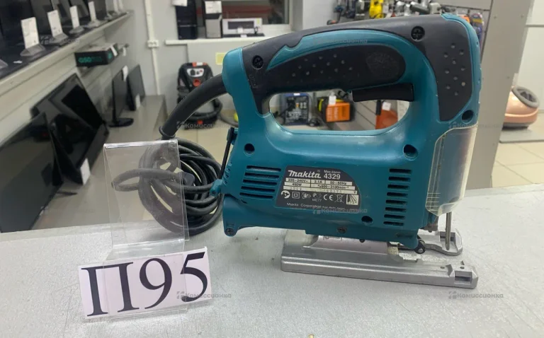 Электролобзик makita 4329