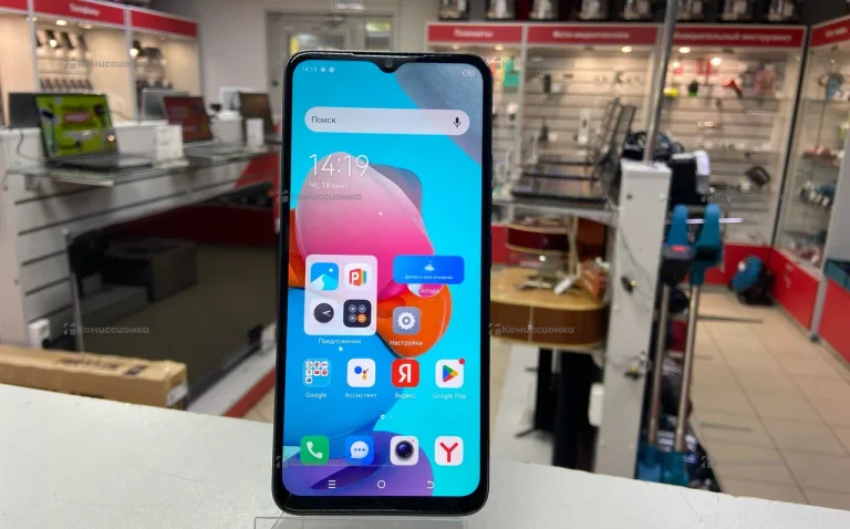 Tecno Spark Go 2023 3/64 ГБ