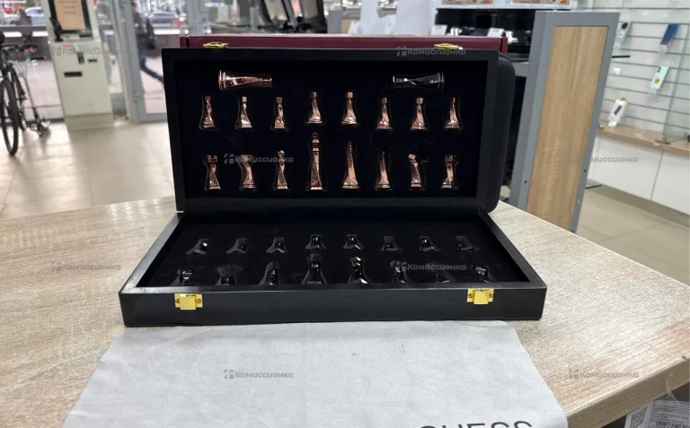 Шахматный набор Kingside Баухаус