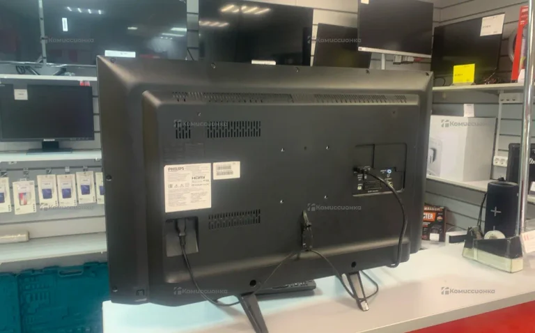 Телевизор Philips 32PFT4132