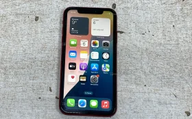 Apple iPhone XR 3/64 ГБ