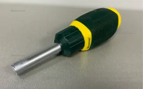 Отвёртка Kraftool с трещёткой