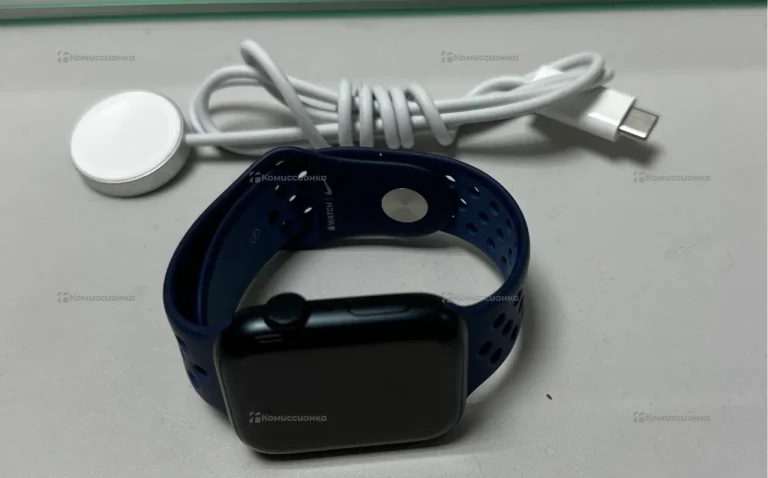 Часы  Apple Watch SE 2 (44mm)