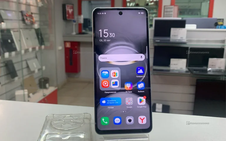 Tecno Spark 30 8/128 ГБ