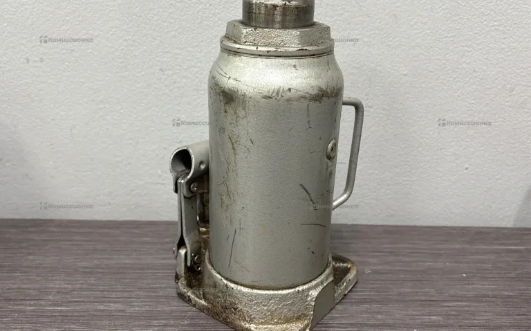 Домкрат Matrix 15t