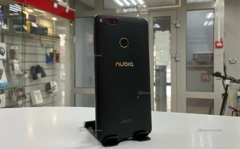 ZTE nubia Z17 mini 4/64 ГБ