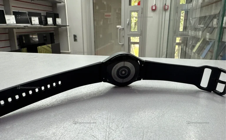 Часы Samsung Galaxy Watch FE