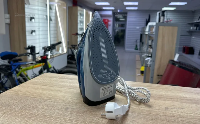 Утюг Leben 1600W