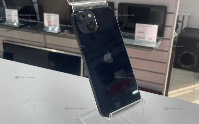 Apple iPhone 13 4/128 ГБ