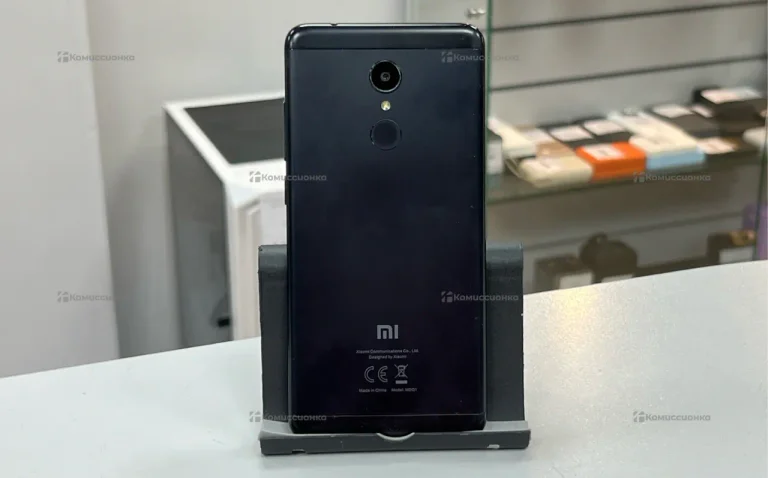 Xiaomi Redmi 5 2/16 ГБ